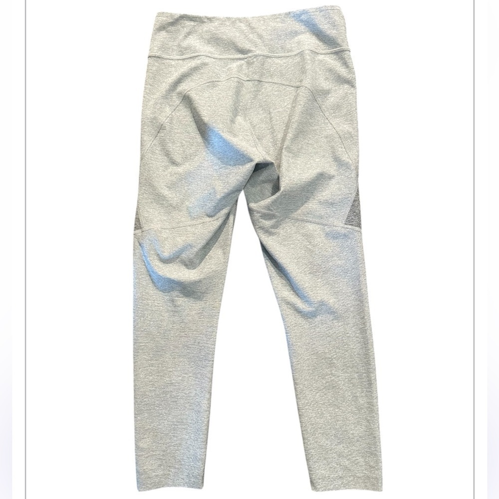 Outdoor Voices Leggings Dove and Ash Color Block 23” Inseam - Picture 5 of 7
